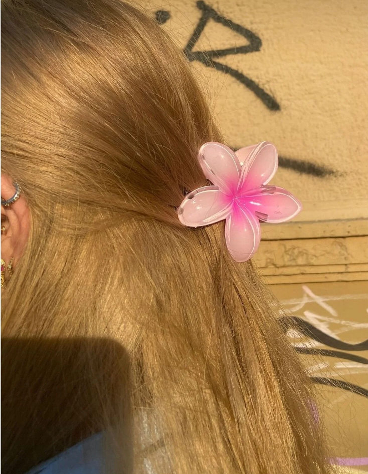 https://customers.birissine.com/public/uploads/product_gallery/0B8E5301-D67C-4BE0-962F-0E1CF5FE1CF4jpeg-birissine-d8ebb9af0b21.jpeg