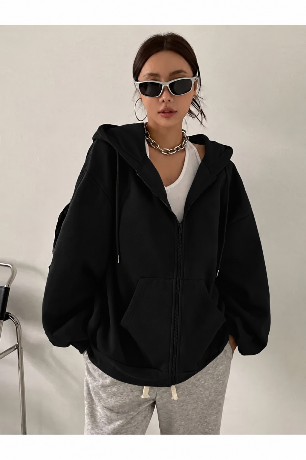 Fermuar Detaylı Kapşonlu Kadın İnce Mevsimlik İki İplik Sweatshirt Hırka Siyah