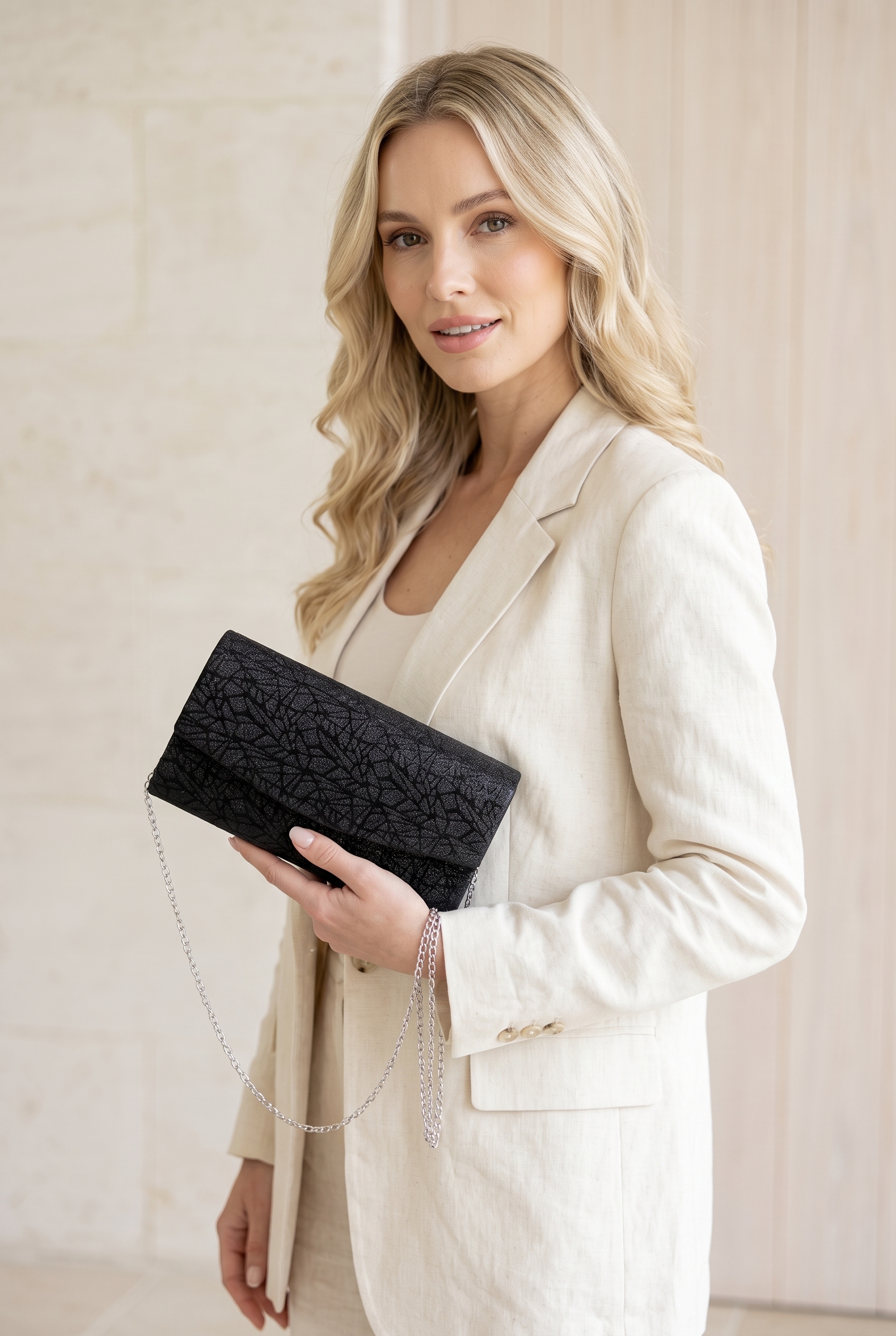 https://customers.birissine.com/public/uploads/product_gallery/11jpg-birissine-21998fb497d0.jpg