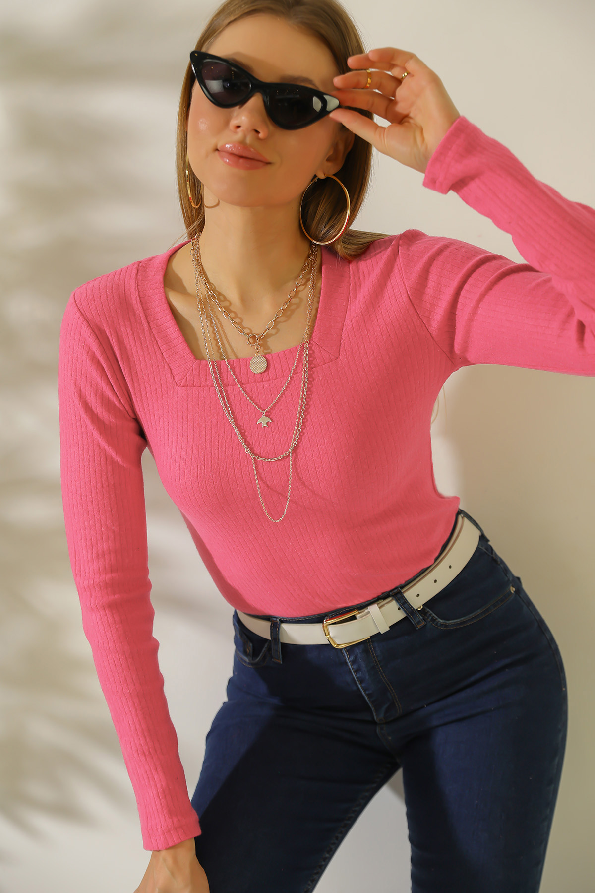 Pembe1