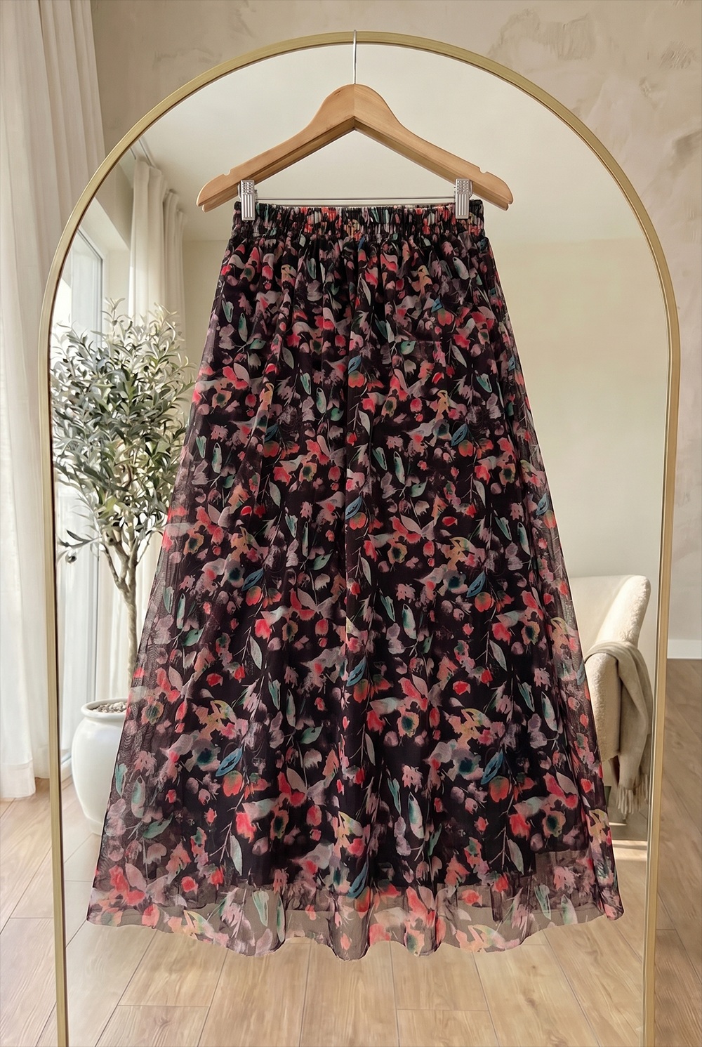 https://customers.birissine.com/public/uploads/product_gallery/1jpg-birissine-5e265ce91918.jpg