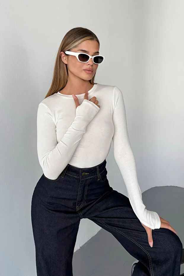 Kadın Parmak Geçmeli Likralı Slim Fit Bisiklet Yaka Oyso Uzun Kollu Bluz Ekru