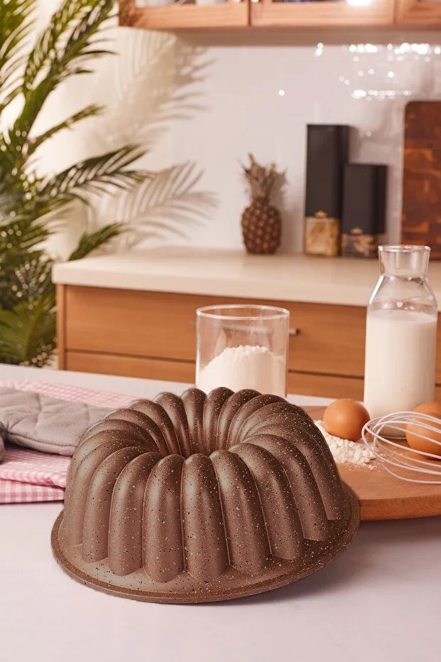 Döküm Granit Kek Kalıbı 24 Cm Kahverengi