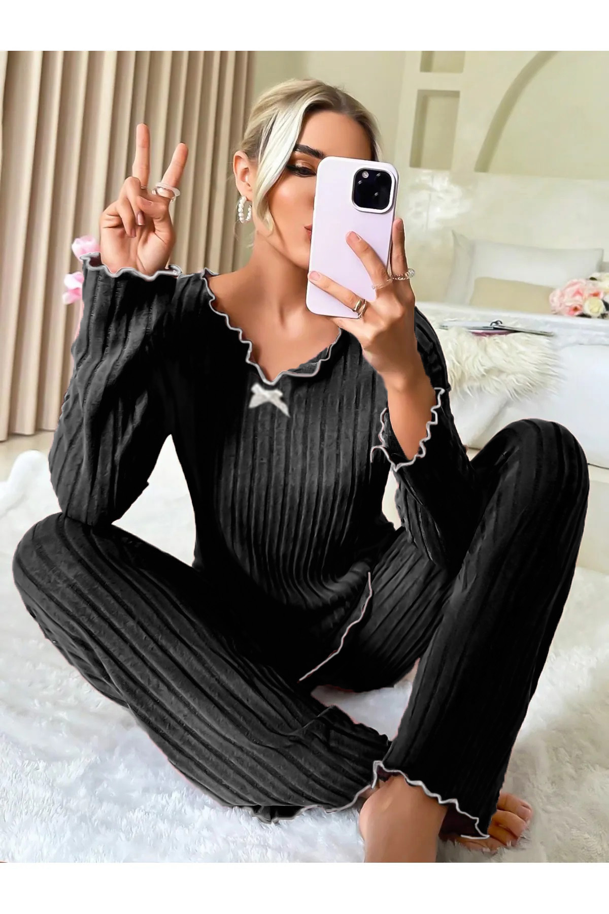 Fiyonk Detaylı Fitilli Kadın Pijama Takımı Siyah