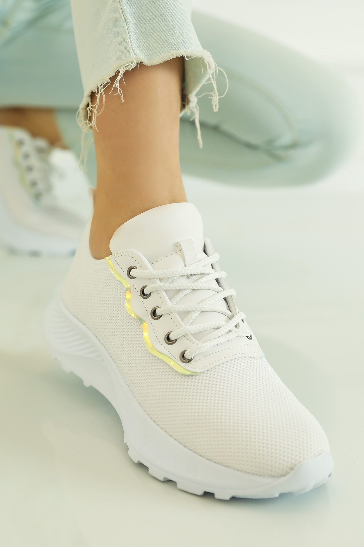https://customers.birissine.com/public/uploads/product_gallery/241A8952jpg-birissine-a902bd2c6796.jpg