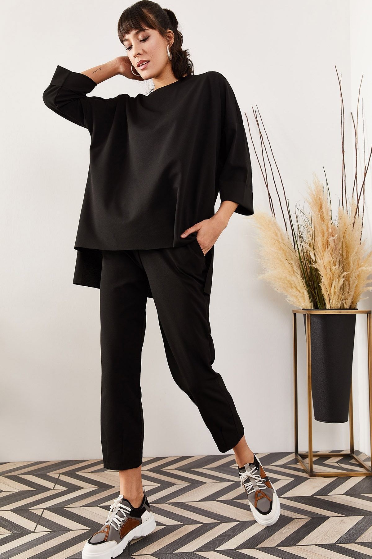 700-K6069_001 (1).jpg