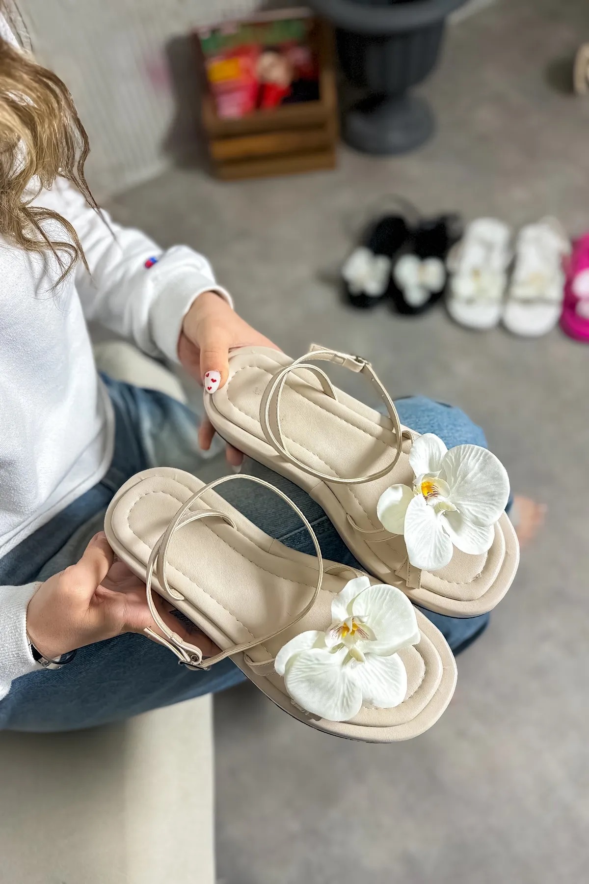 https://customers.birissine.com/public/uploads/product_gallery/A11jpg-birissine-be2d4ed84510.jpg