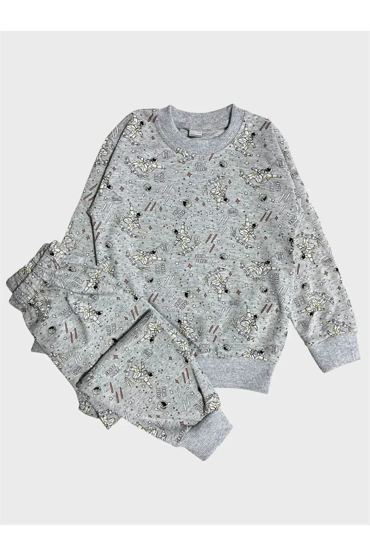 Erkek Çocuk Pamuklu Kumaş Astronot Kaykay Desenli Uzun Kollu Kışlık Pijama Takımı Gri
