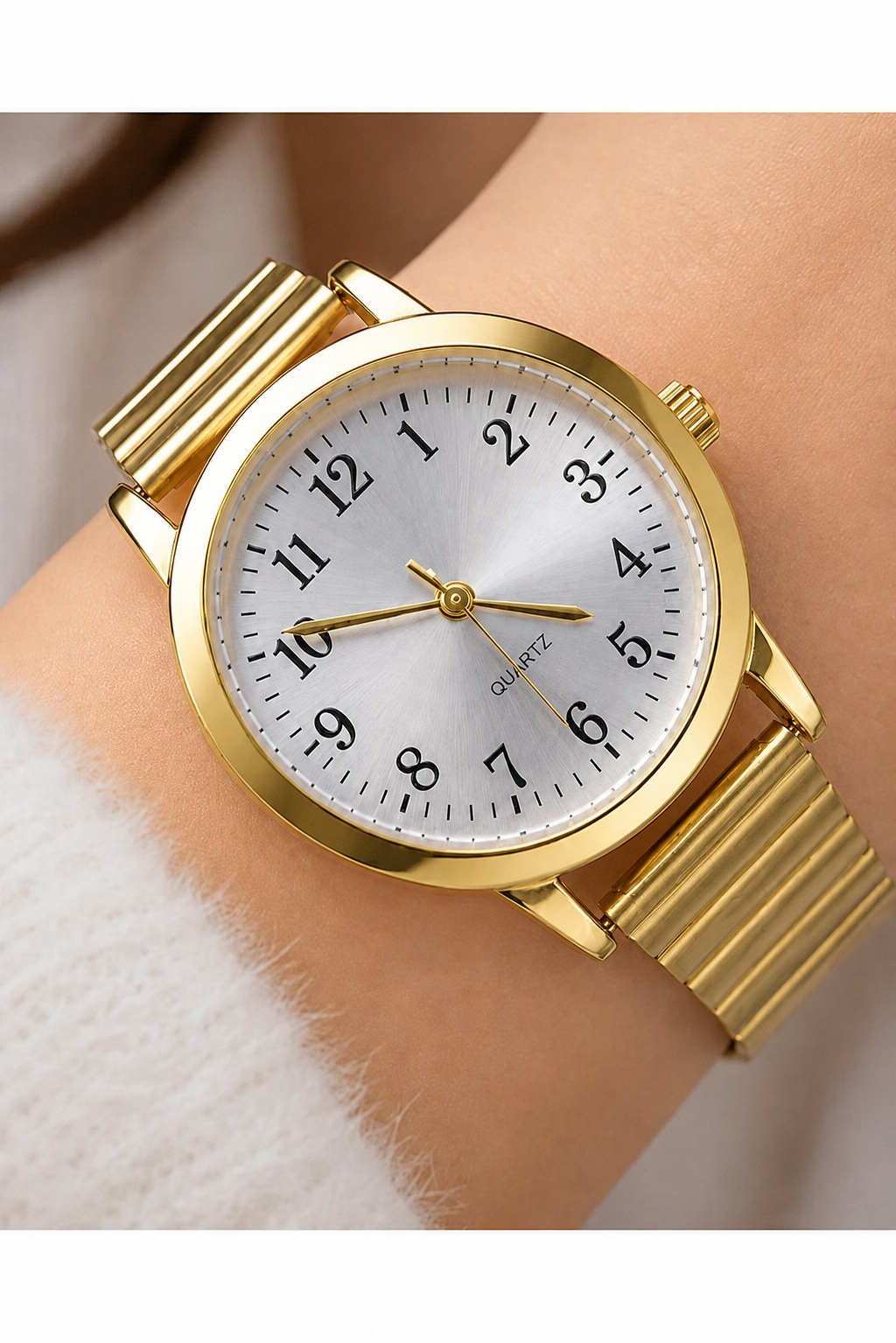 Retro Minimal Kasa Vintage Model Rakamlı Lüks Kadın Kol Saati Gold