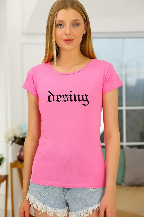 https://customers.birissine.com/public/uploads/product_gallery/baskili-t-shirt-fusya-459.webp