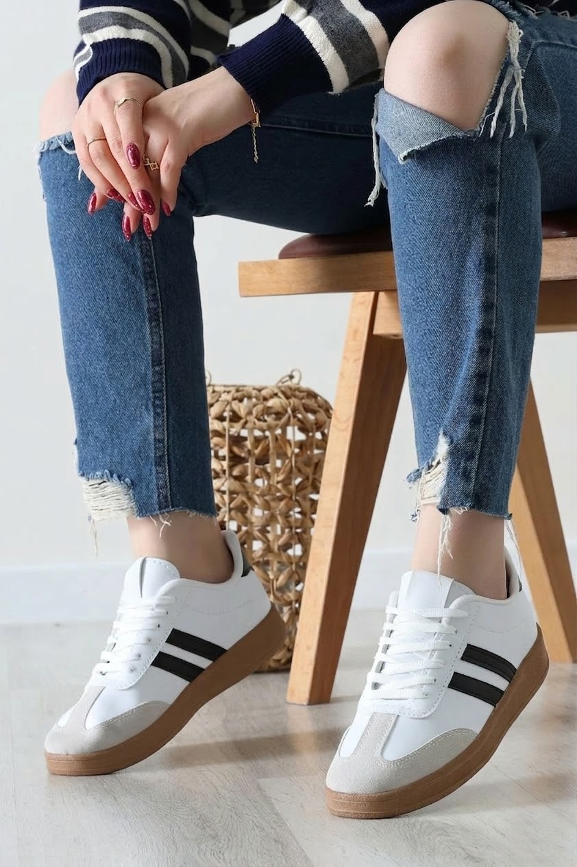 Termo Taban Yanı Kalın Şeritli Bağcıklı Kadın Spor Ayakkabı Sneaker Beyaz-Siyah
