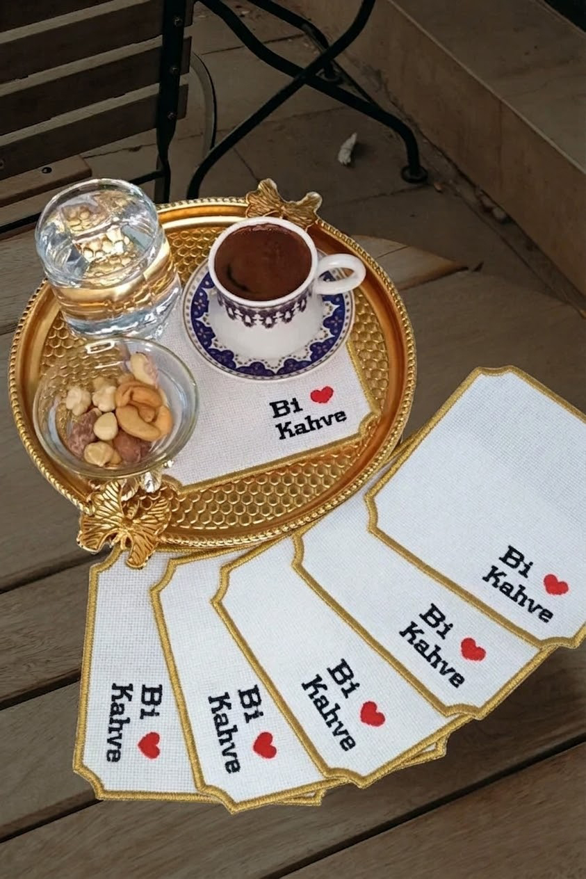 6 Adet Nakışlı Bardak Altlığı Peçetelik 1
