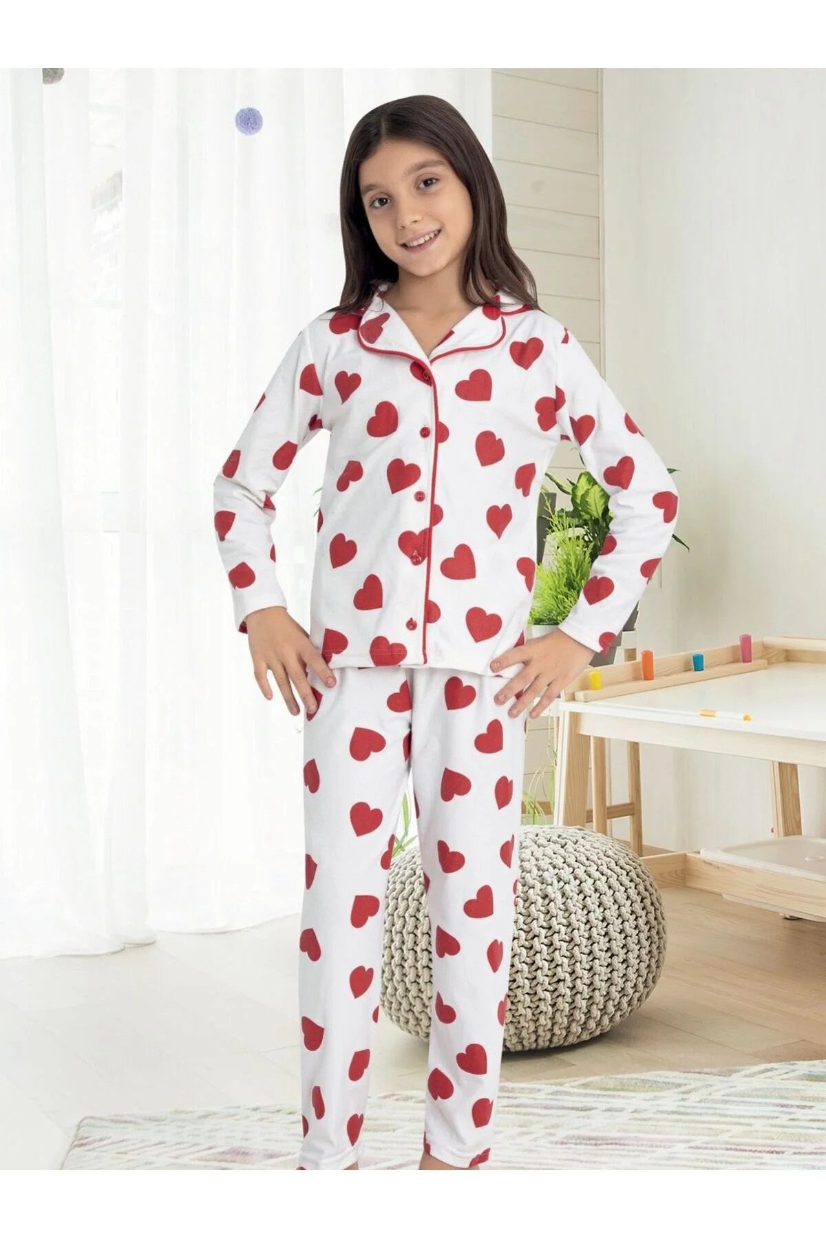 Kız Çocuk Pamuklu Kumaş Süet Beyaz Kalp Desen Kırmızı Biyeli Gömlek Yaka Pijama Takımı Beyaz
