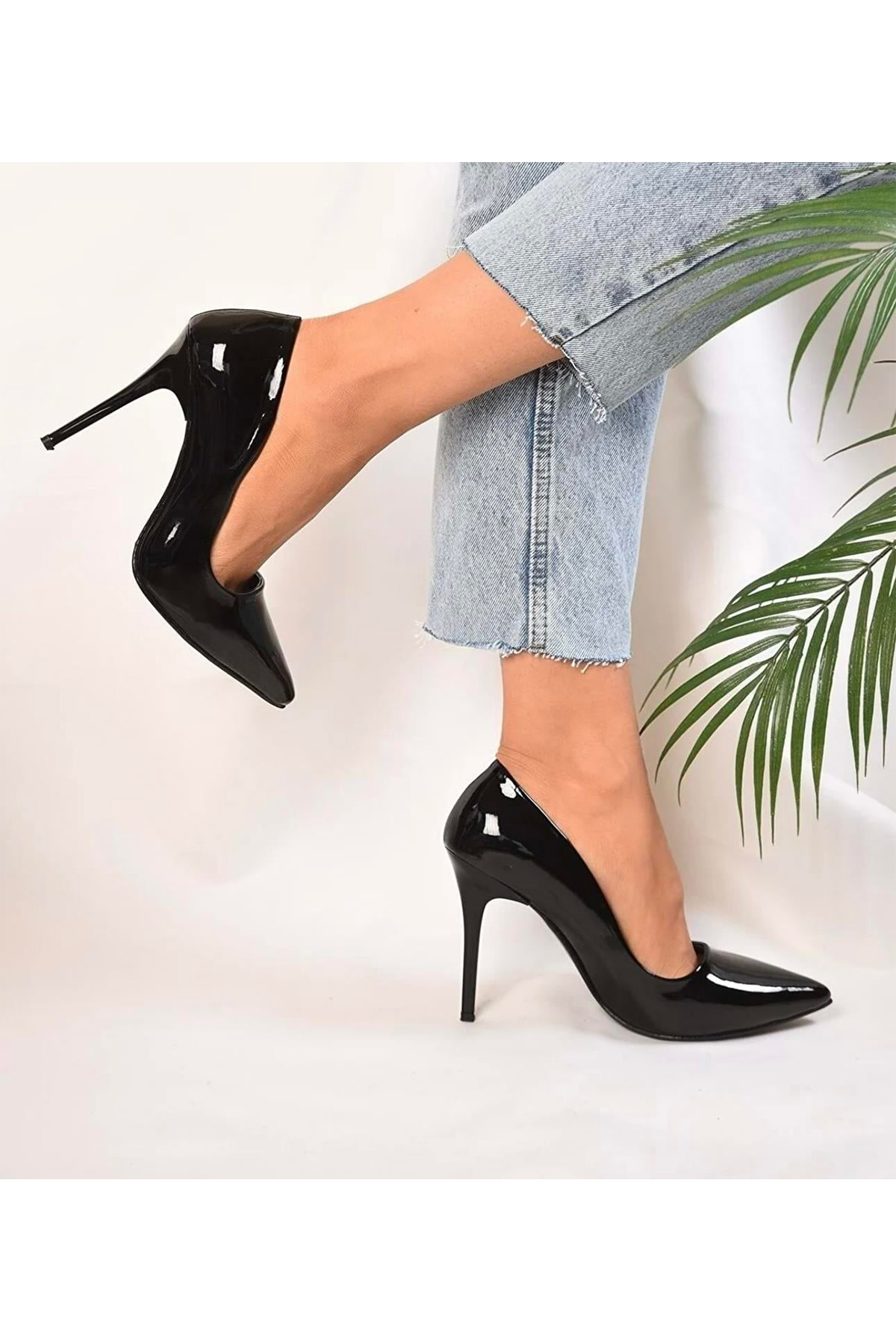 Kadın Yüksek Topuklu Stiletto Ayakkabı Rugan Siyah