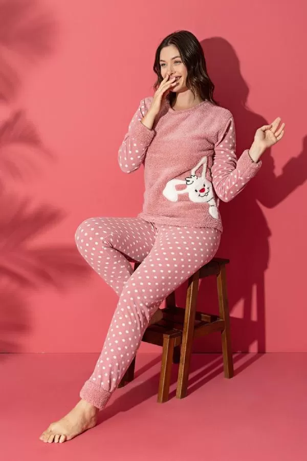 https://customers.birissine.com/public/uploads/product_gallery/desenli-polar-pijama-takimi-3720.webp