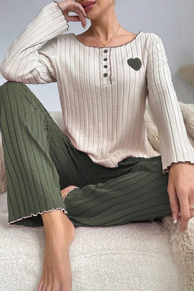 Nakışlı Pamuklu Kalp Detaylı Pijama Takımı Haki