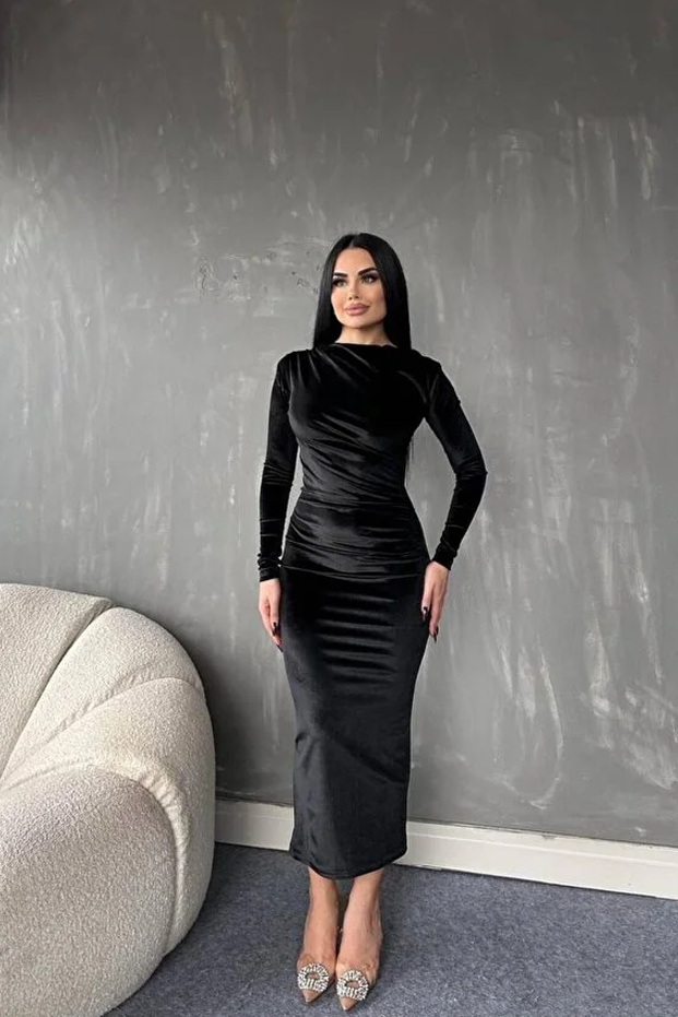 Drape Büzgü Detaylı Uzun Kadife Elbise Siyah