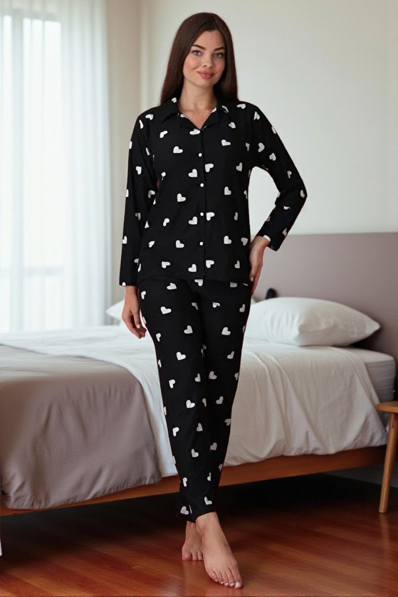 kalpli-siyah-pijama-takimi-3-birissine-1758029548).jpg