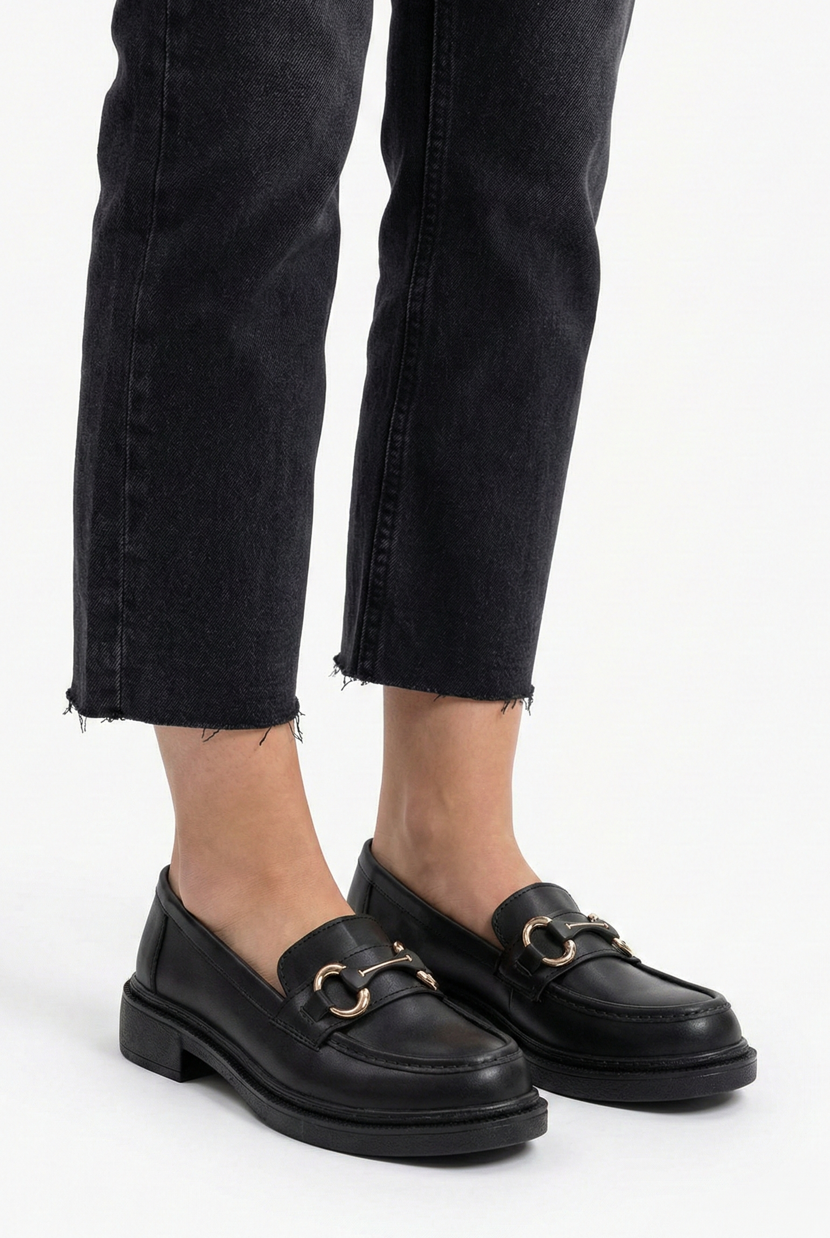 loafer-ayakkabi-2-birissine-1769779475.png