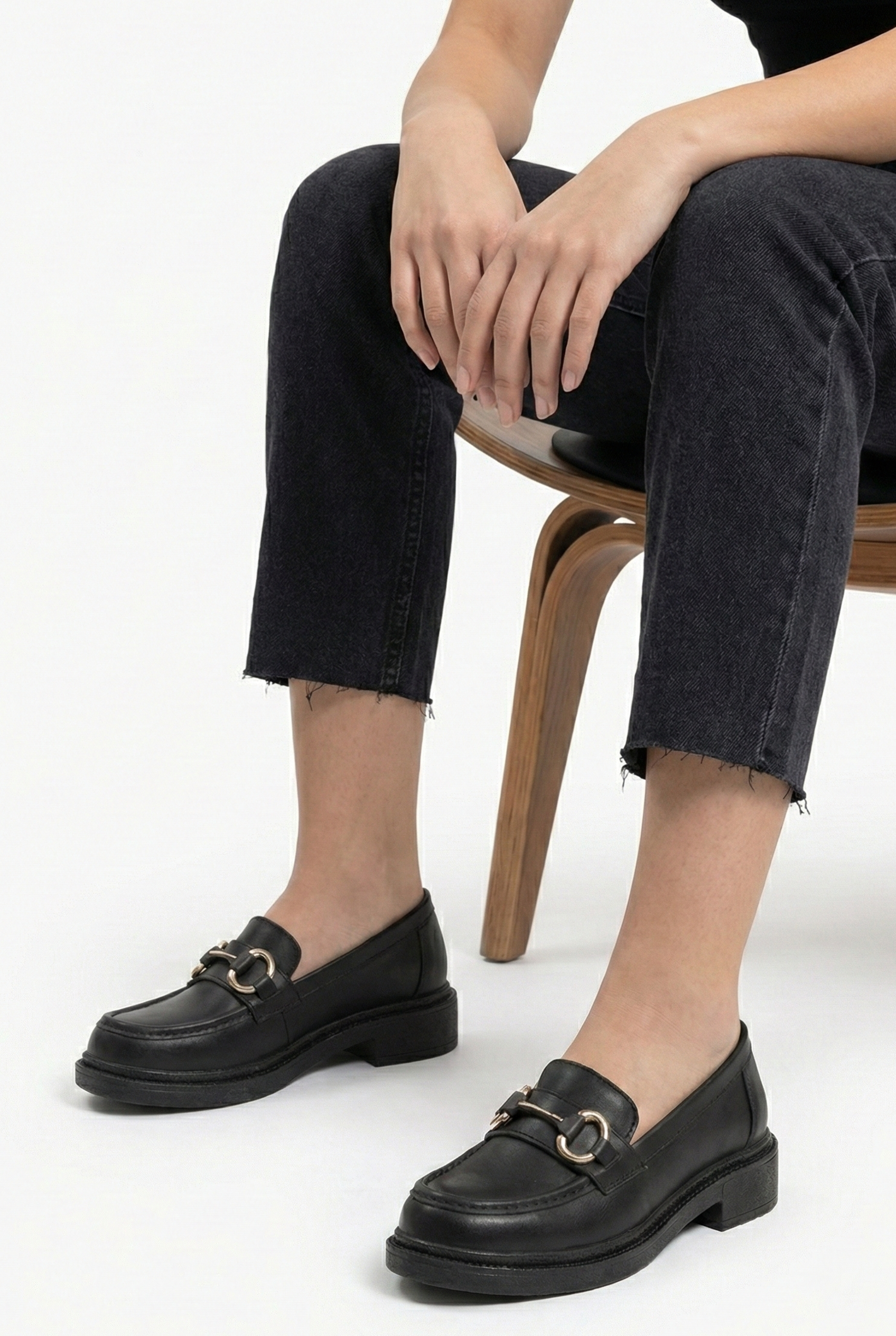loafer-ayakkabi-3-birissine-1769779476.png