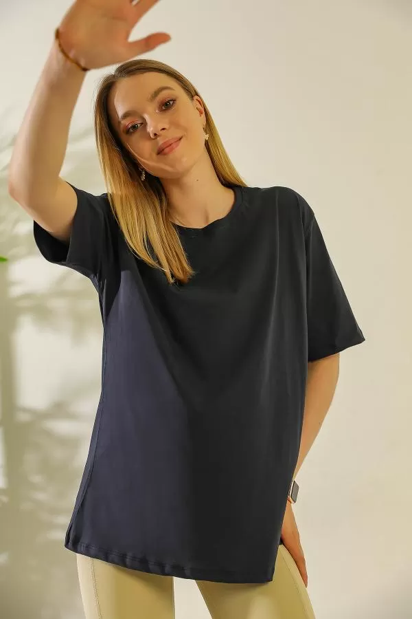 oversize-t-shirt-lacivert-18569.webp