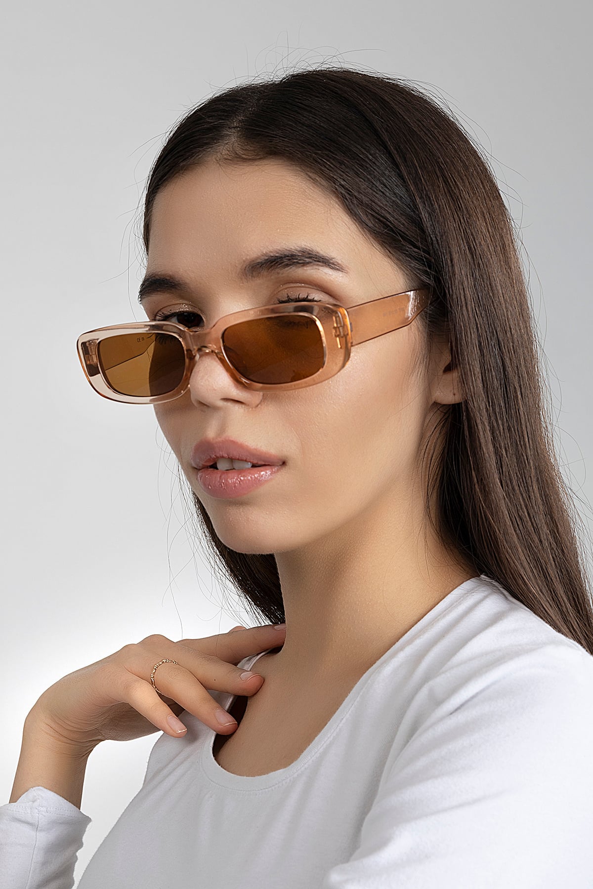 https://customers.birissine.com/public/uploads/product_gallery/polo55-unisex-gunes-gozlugu-pl22kg531r-e-4a5djpg-birissine-e75dfb511172.jpg