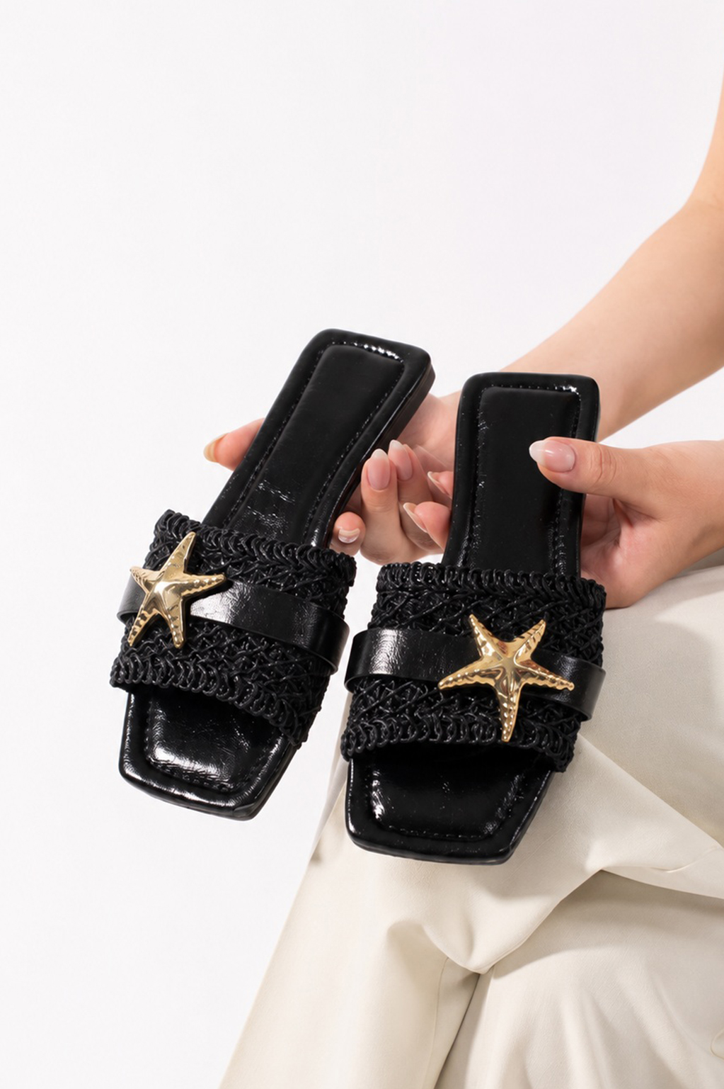 https://customers.birissine.com/public/uploads/product_gallery/siyah1jpg-birissine-339e7e99052b.jpg
